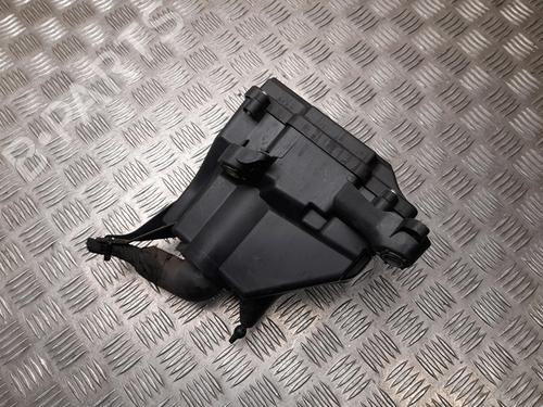 Used Fuse box MERCEDES-BENZ E-CLASS (W213) E 200 d (213.013) (150 hp) 28922969