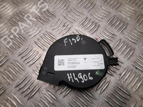 Heater blower motor TESLA MODEL Y (5YJY) Long Range All-wheel Drive | BP37566621M62 - Image 2