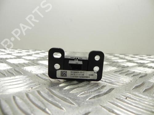 Switch TESLA MODEL S (5YJS) 85D AWD | BP37577829I30 - Image 2