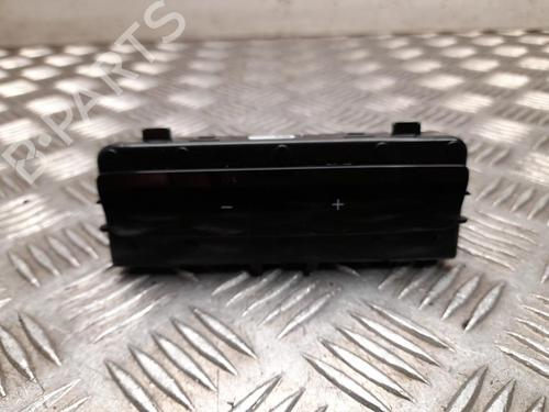Used Climate control Climate control 37570330 37570330