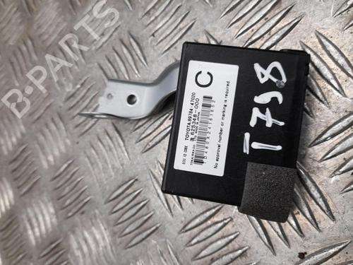 Used Electronic module TOYOTA PRIUS PLUS (_W4_) 1.8 Hybrid (ZVW40W, ZVW41W) (136 hp) 28939740