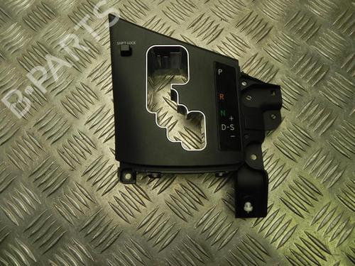 gear-lever-lexus-rx-_l1_-2008-2009-2010-2011-2012-2013-2014-2015-37580016 main image