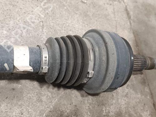 Left rear driveshaft ALFA ROMEO GIULIA (952_) 2.0 Q4 (952ACA45, 952ACA25) | BP28946361M40