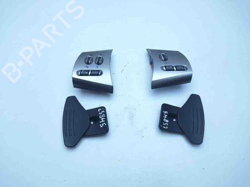 Stuurwielbediening JAGUAR XF I (X250) 3.0 D (241 hp) 28944786