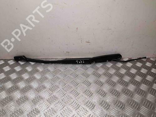 Used Rear windshield wiper arm VOLVO XC60 II (246) T5 (254 hp) 28940556