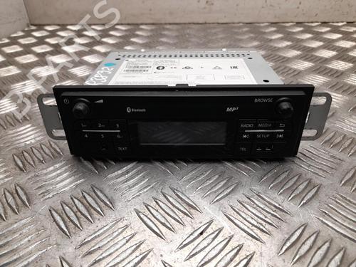 Autoradio Autoradio RENAULT MASTER III Van (FV) 2.3 dCi 150 FWD (FV0F, FV03, FV09) (150 hp) 37573506 37573506