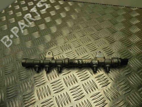 Used Injection rail FIAT 500L (351_, 352_) 1.3 D Multijet (199LXY1A, 199LXY11) (84 hp) 28936346