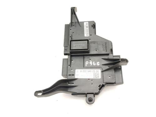 Used Fuse box MERCEDES-BENZ S-CLASS (W222, V222, X222) S 500 4-matic (222.085, 222.185) (455 hp) 28924268