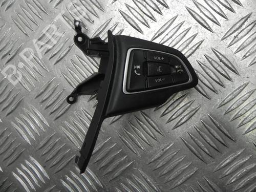 Used Steering wheel controls Steering wheel controls 37580225 37580225
