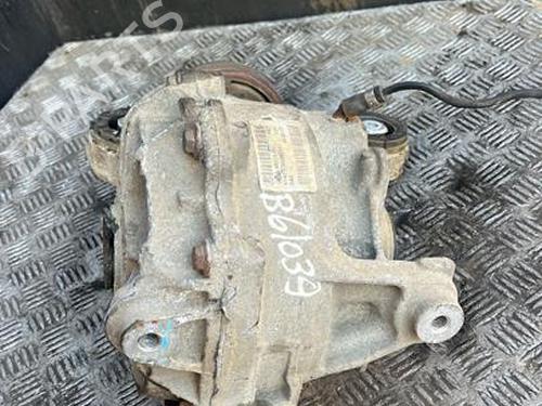 Rear differential LAND ROVER DISCOVERY V (L462) 3.0 Td6 4x4 | BP37564627M24 - Image 2