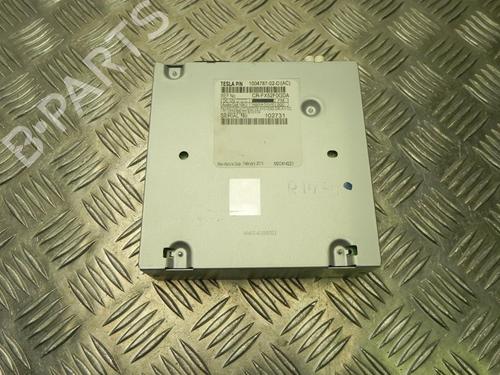 Used Electronic module TESLA MODEL S (5YJS) 85 (367 hp) 28947674