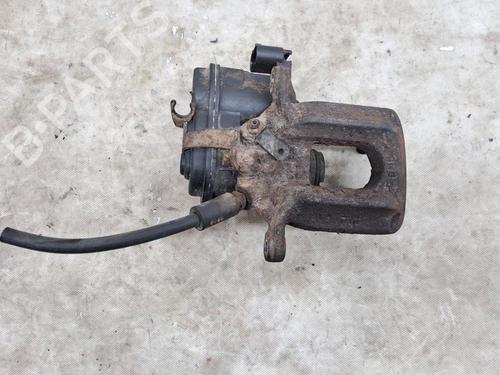 Used Right front brake caliper BMW X3 (F25) xDrive 20 d (184 hp) 28943528