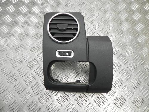 Used Air vent Air vent LAND ROVER DISCOVERY IV (L319) 3.0 TD 4x4 (249 hp) 28932458 28932458