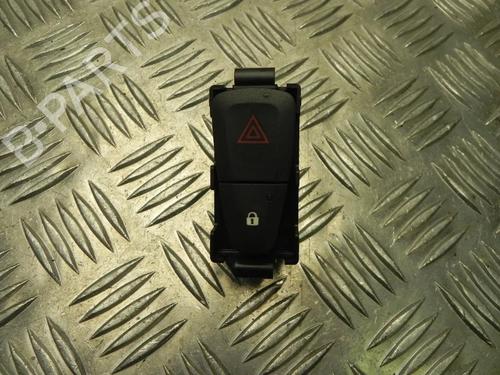 Used Warning switch Warning switch DACIA SANDERO II TCe 90 (B8M1, B8MA, B8AC) (90 hp) 28934353 28934353