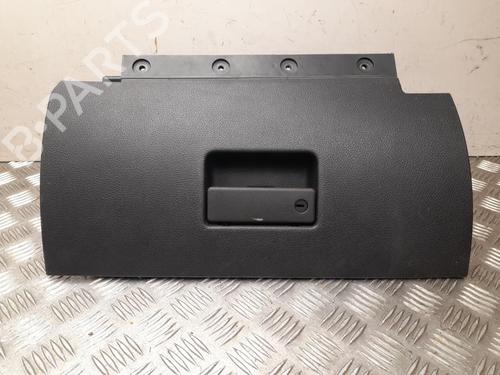 Used Glove box Glove box 37562843 37562843