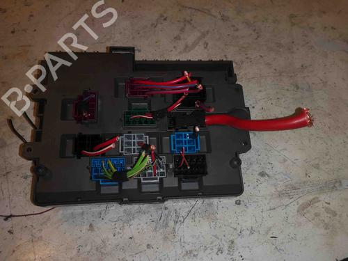 Sikringsdose BMW 1 (E87) 118 d (143 hp) 28923901