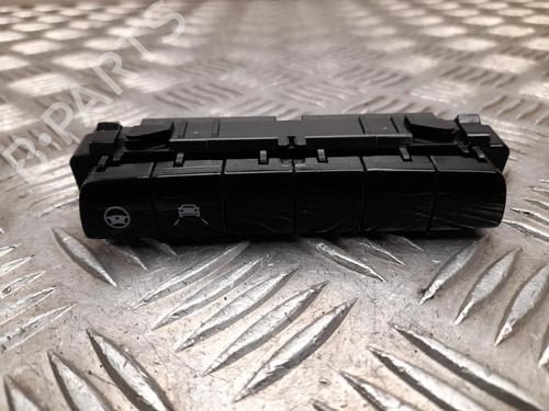switch-mercedes-benz-e-class-t-model-s213-2016-2017-2018-2019-2020-2021-2022-2023-37566469 main image