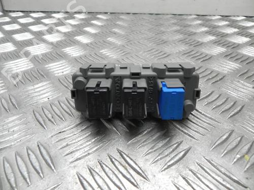 caixa-de-fusiveis-honda-cr-v-iv-rm_-2012-37541790 main image