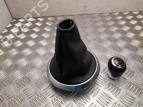 shift-knob-nissan-juke-f16_-2019-37556243 main image