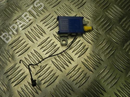 Used Electronic module RENAULT LAGUNA II Grandtour (KG0/1_) 2.0 16V (KG03, KG0Z, KG0T, KG1Y) (170 hp) 28910938