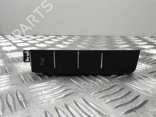Used Switch VW GOLF SPORTSVAN VII (AM1, AN1) 1.4 TSI (150 hp) 28947106