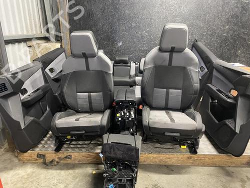 Used Seats set Seats set OPEL GRANDLAND (OV64) EV (214 hp) 40616092 40616092