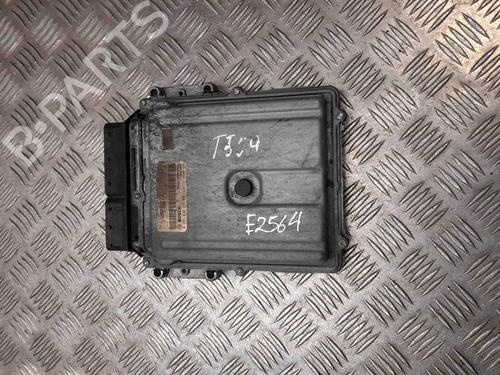 Used Engine control unit (ECU) LAND ROVER RANGE ROVER IV (L405) 3.0 TDV6 4x4 (258 hp) 28919530