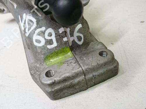 Thermostat housing SKODA OCTAVIA III (5E3, NL3, NR3) 2.0 TDI RS 04L128637B