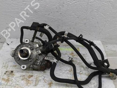Used Fuel pump BMW 5 Touring (F11) 525 d (218 hp) 28929604