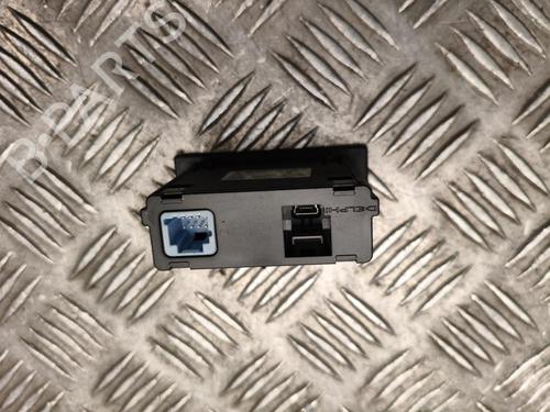 Switch RENAULT CLIO V (B7_) 1.0 TCe 100 (B7MT) | BP37575081I30 - Image 2