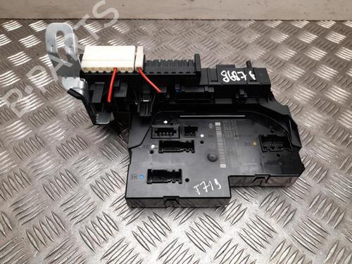 fuse-box-mercedes-benz-e-class-t-model-s212-2009-2010-2011-2012-2013-2014-2015-2016-37551133 main image