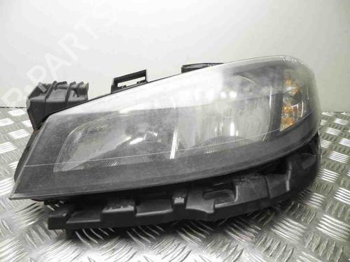 Used Left headlight RENAULT LAGUNA II Grandtour (KG0/1_) 2.0 16V (KG03, KG0Z, KG0T, KG1Y) (170 hp) 28923674