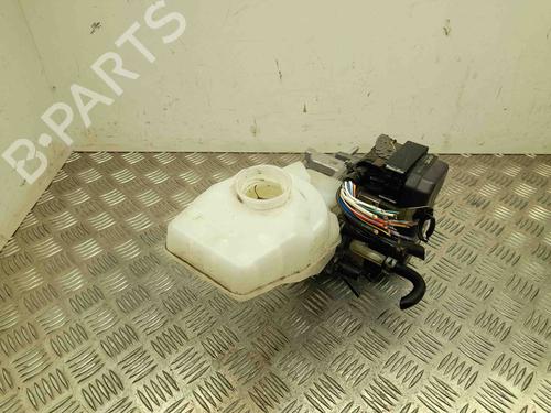 Used Brake master cylinder TOYOTA C-HR (_X1_) 2.0 (ZGX10_) (148 hp) 28938419