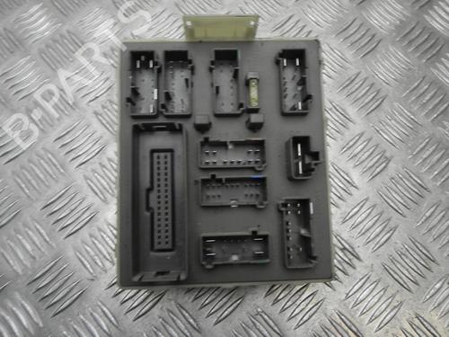 Used Fuse box FORD FOCUS I Turnier (DNW) 1.8 DI / TDDi (75 hp) 28908838