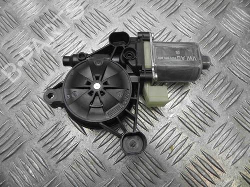 Used Right front window motor AUDI A4 B9 Avant (8W5, 8WD) 2.0 TDI (150 hp) 28916813
