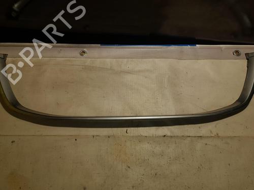 Used Grille VOLVO XC60 I SUV (156) D5 AWD (205 hp) 28946369