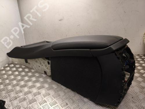 Used Armrest / Center console Armrest / Center console 37612025 37612025