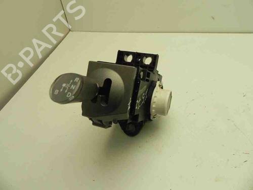 Used Gear lever TOYOTA PRIUS Liftback (_W2_) 1.5 Hybrid (NHW20_, NHW20R) (112 hp) 28942757