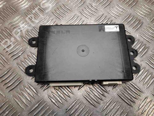 Elektronisk modul TESLA MODEL S (5YJS) P100D AWD (772 hp) 28914699