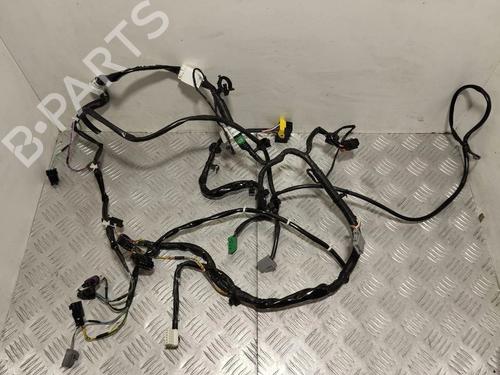 Used Wiring harness Wiring harness TESLA MODEL S (5YJS) P85 (421 hp) 28939244 28939244