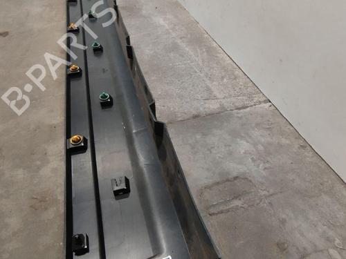 Right sideskirt MASERATI LEVANTE SUV (M161) 3.0 Q4 | BP28945547C114 