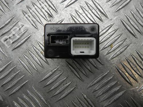 Switch KIA SORENTO II (XM) 2.2 CRDi | BP37542611I30 - Image 2