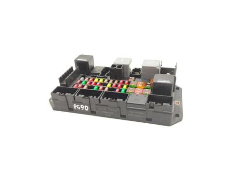 Used Fuse box Fuse box 38994152 38994152
