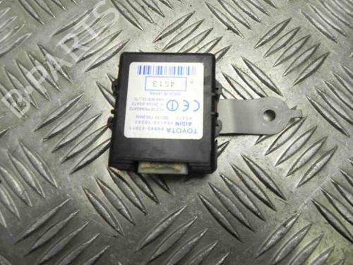 Used Electronic module TOYOTA PRIUS Liftback (_W2_) 1.5 Hybrid (NHW20_, NHW20R) (112 hp) 28916583