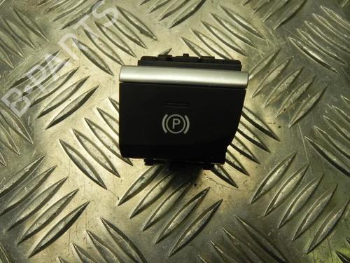 Used Switch AUDI A3 Limousine (8VS, 8VM) 1.4 TSI (150 hp) 28924945