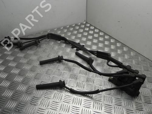 Used Ignition coil FORD MONDEO III Turnier (BWY) 2.5 V6 24V (170 hp) 28947831
