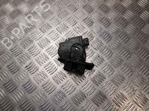 tailgate-lock-toyota-prius-plus-_w4_-2011-37549565 main image