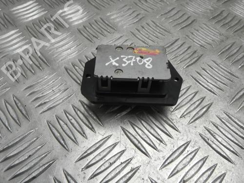 Varmeblæsermodstand TOYOTA YARIS (_P9_) 1.4 D-4D (NLP90_, NLP90R) (90 hp) 28927684