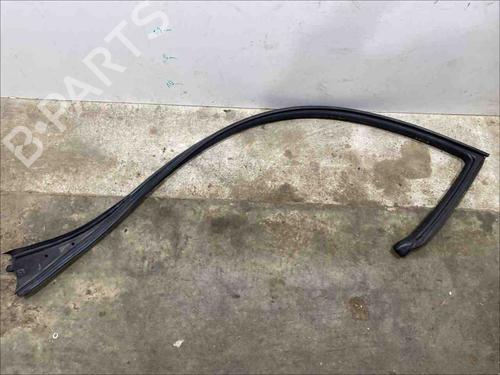 Rubber door seal MASERATI GRAN TURISMO I 4.7 | BP28941546C142 