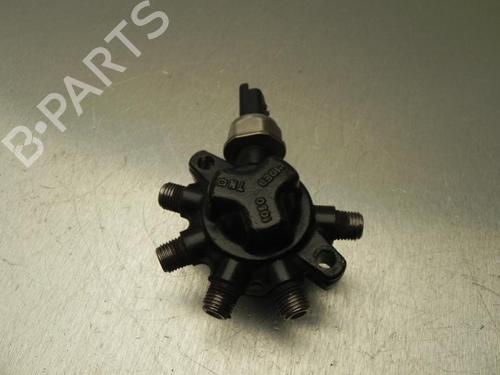 Used Injection rail RENAULT CLIO III (BR0/1, CR0/1) 1.5 dCi (BR17, CR17) (86 hp) 28919693